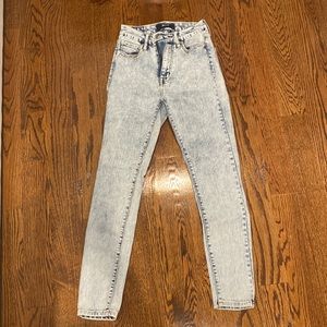 Aero High Ride Jeggings